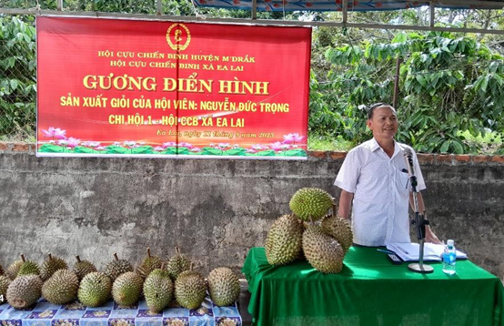 Làm giàu từ chuyển đổi cây trồng, vật nuôi